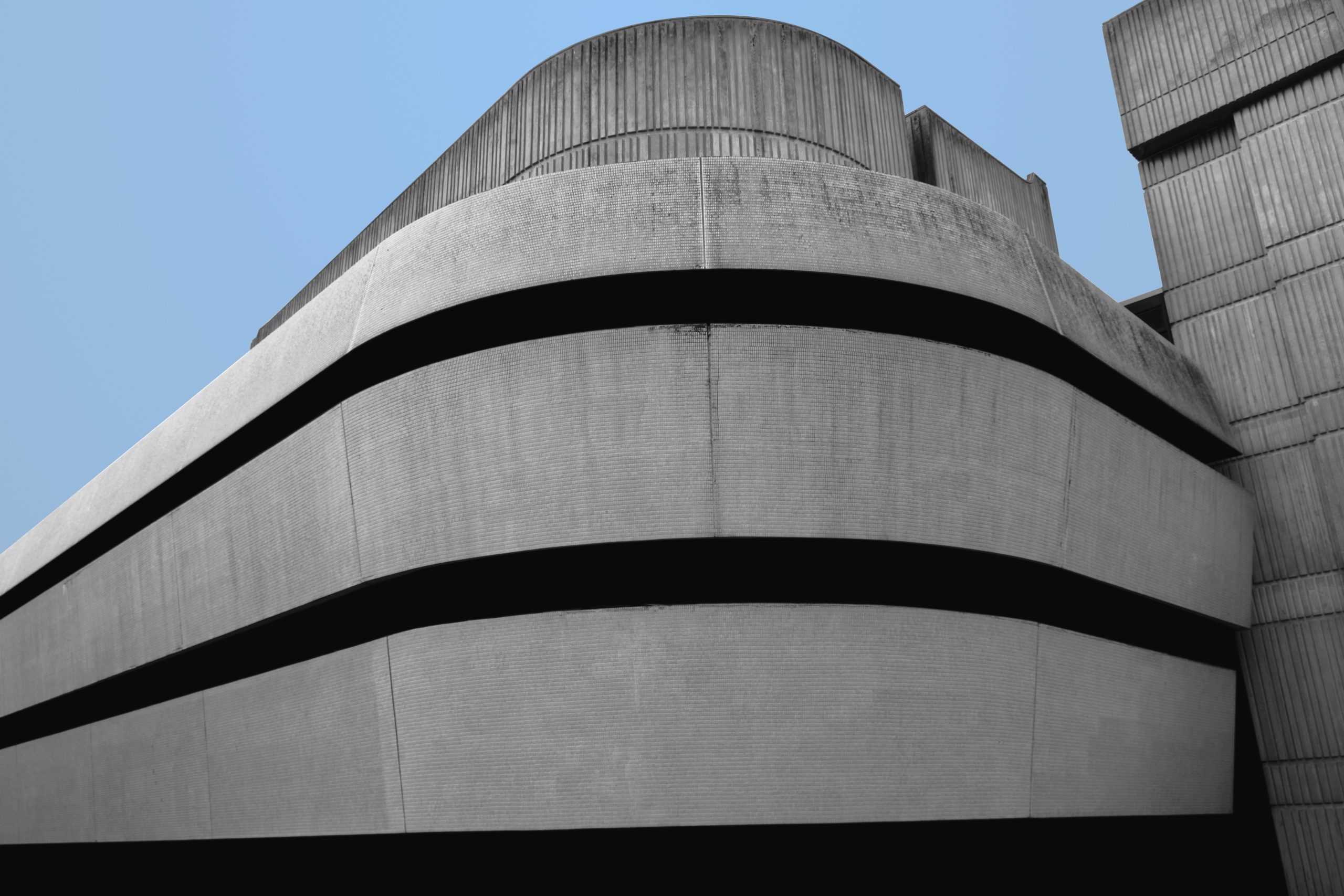 Hubungan Water Reducer dengan Workability dan Kuat Tekan Awal Beton